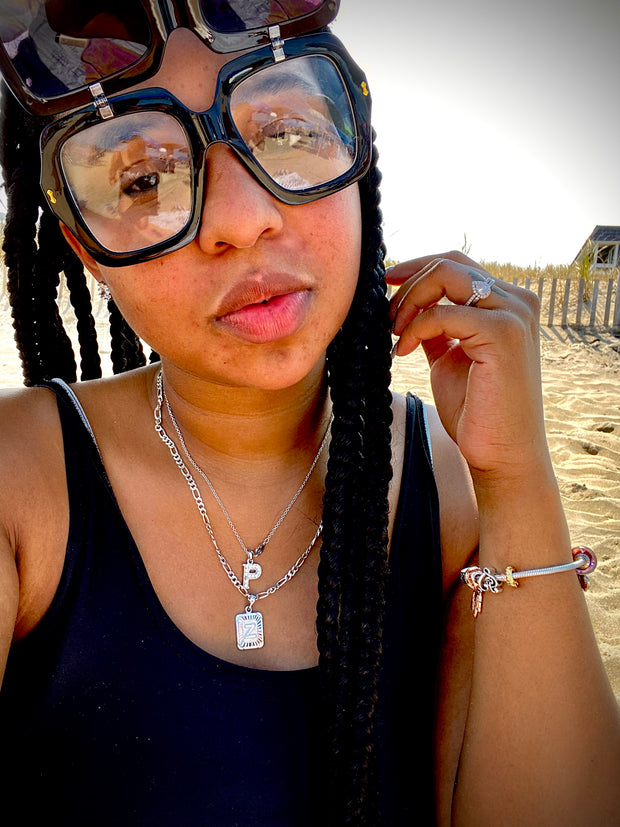 Fresh Flip Shades 🤸🏾‍♀️