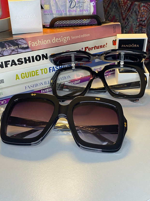 Fresh Flip Shades 🤸🏾‍♀️